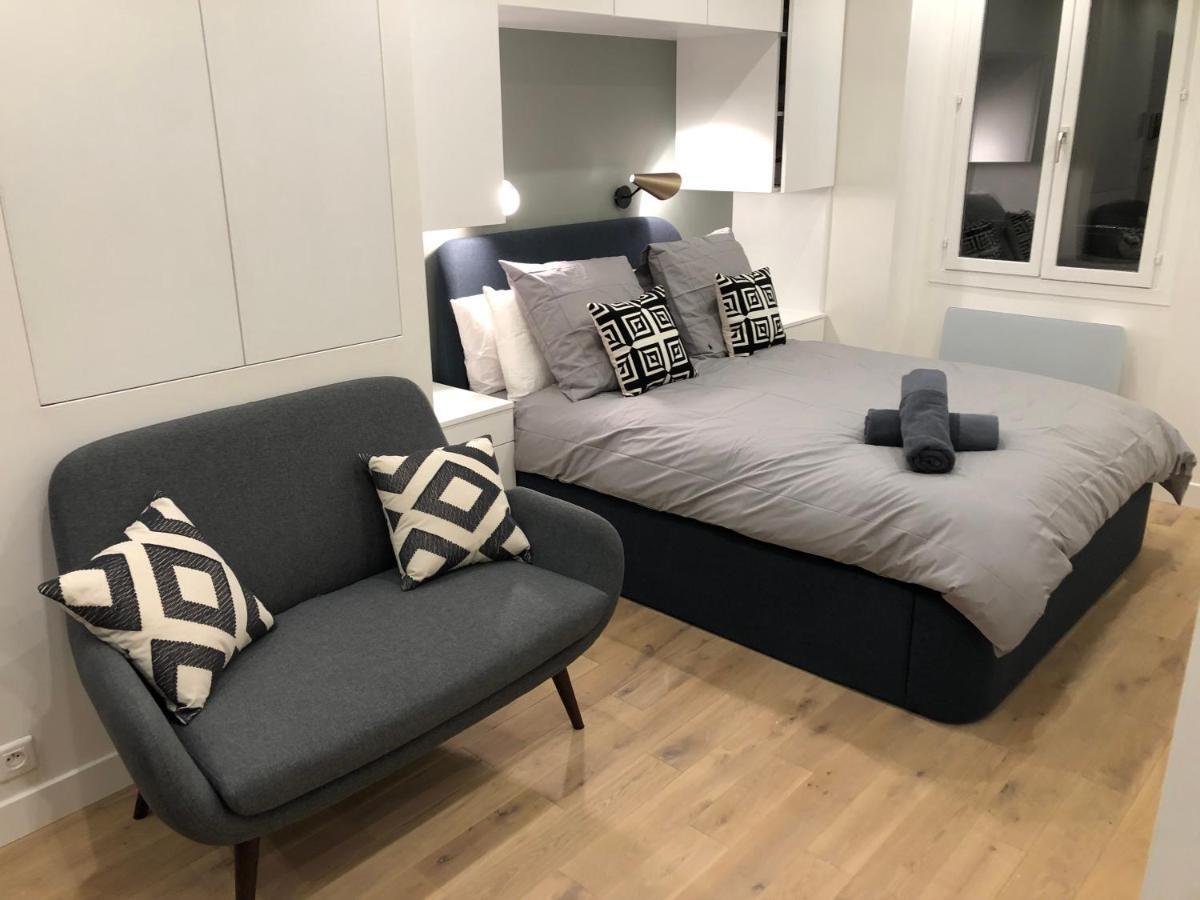 Apartment Design Proche Champs-elysees *