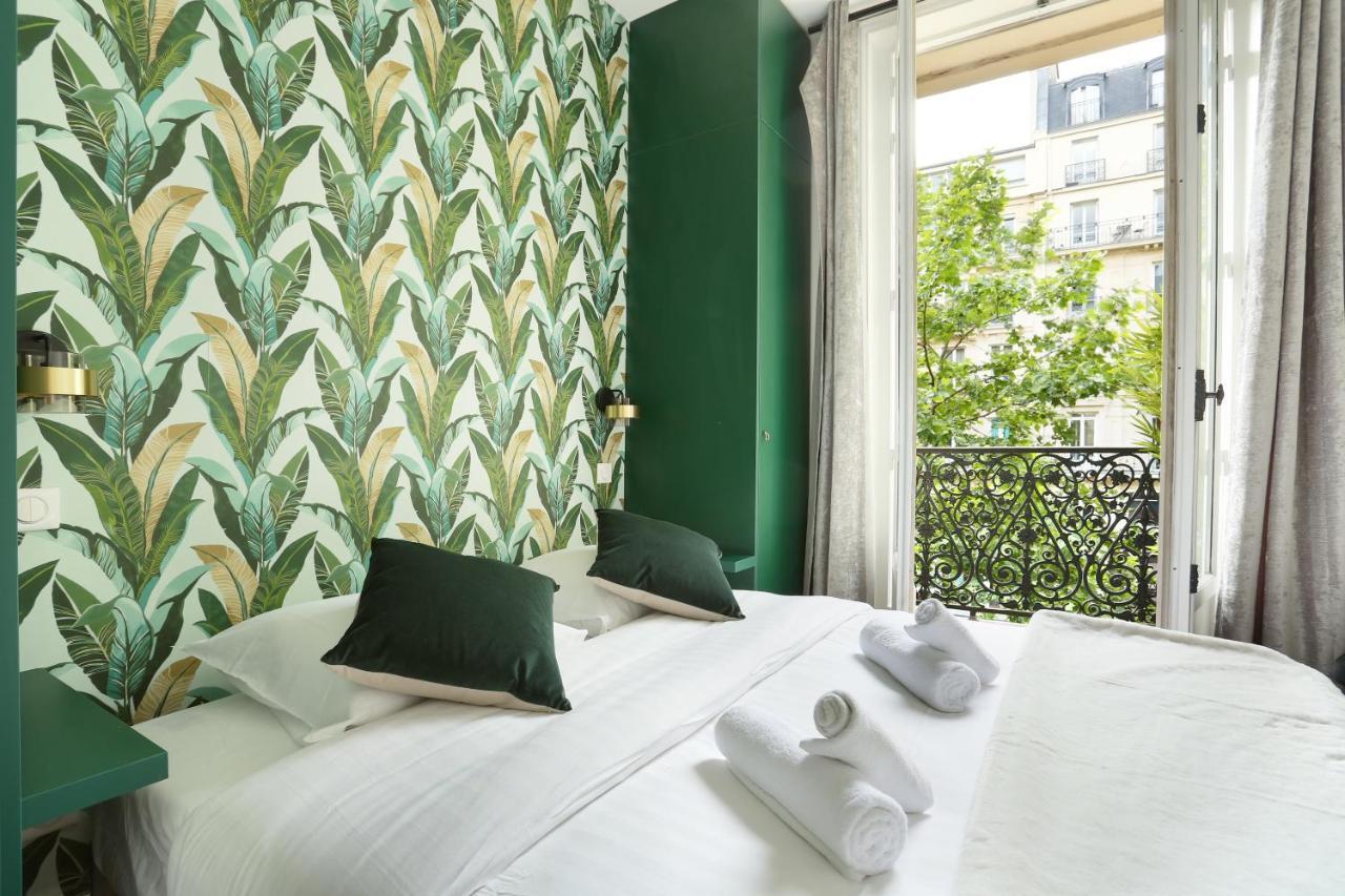 Center Of By Prestige * Paris
