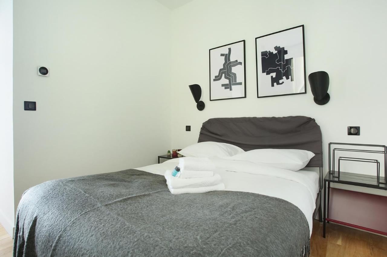 Center Of By Prestige * Paris