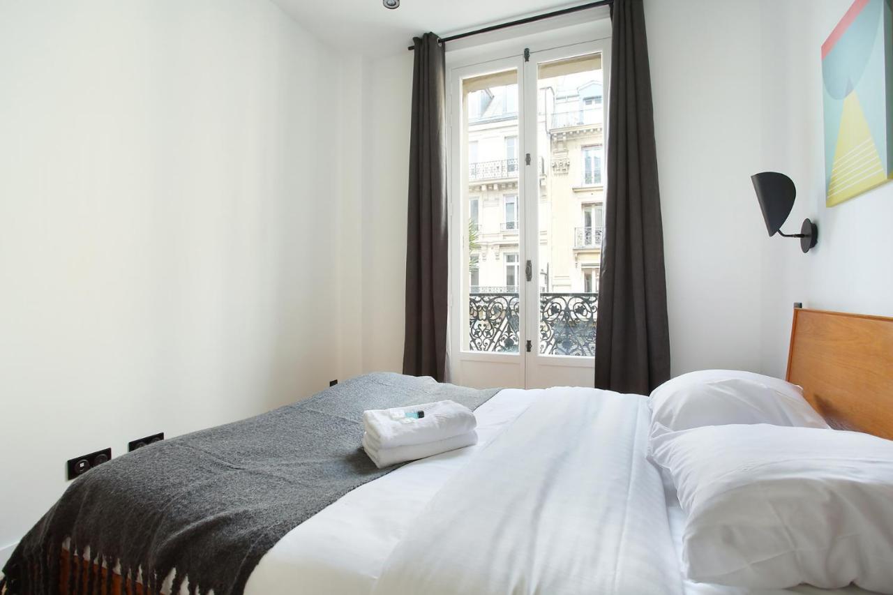 Center Of By Prestige * Paris