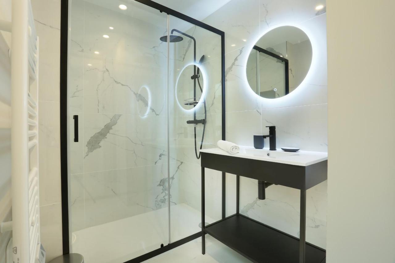 New&lovely Center Of Appartement