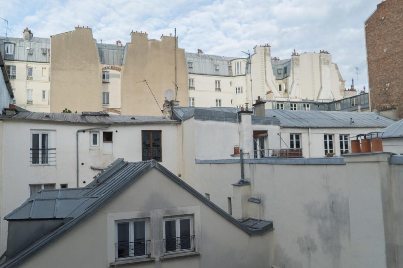 Hostnfly - Go On The Banks Of The Canal Saint-martin Apartment