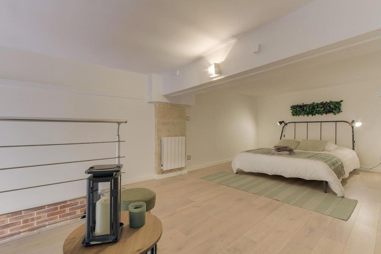 Apartment Loft Design For 4 People In Heart Of *