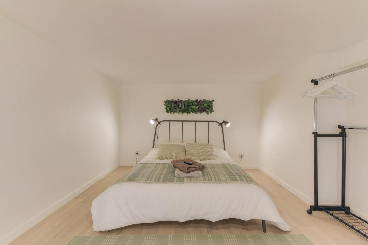 Loft Design For 4 People In Heart Of Apartment