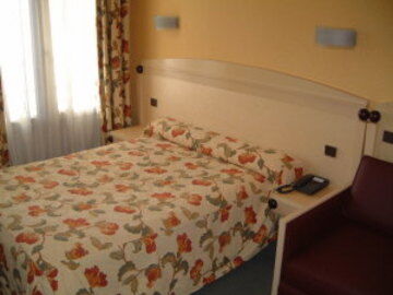 Alhambra 3* Paris