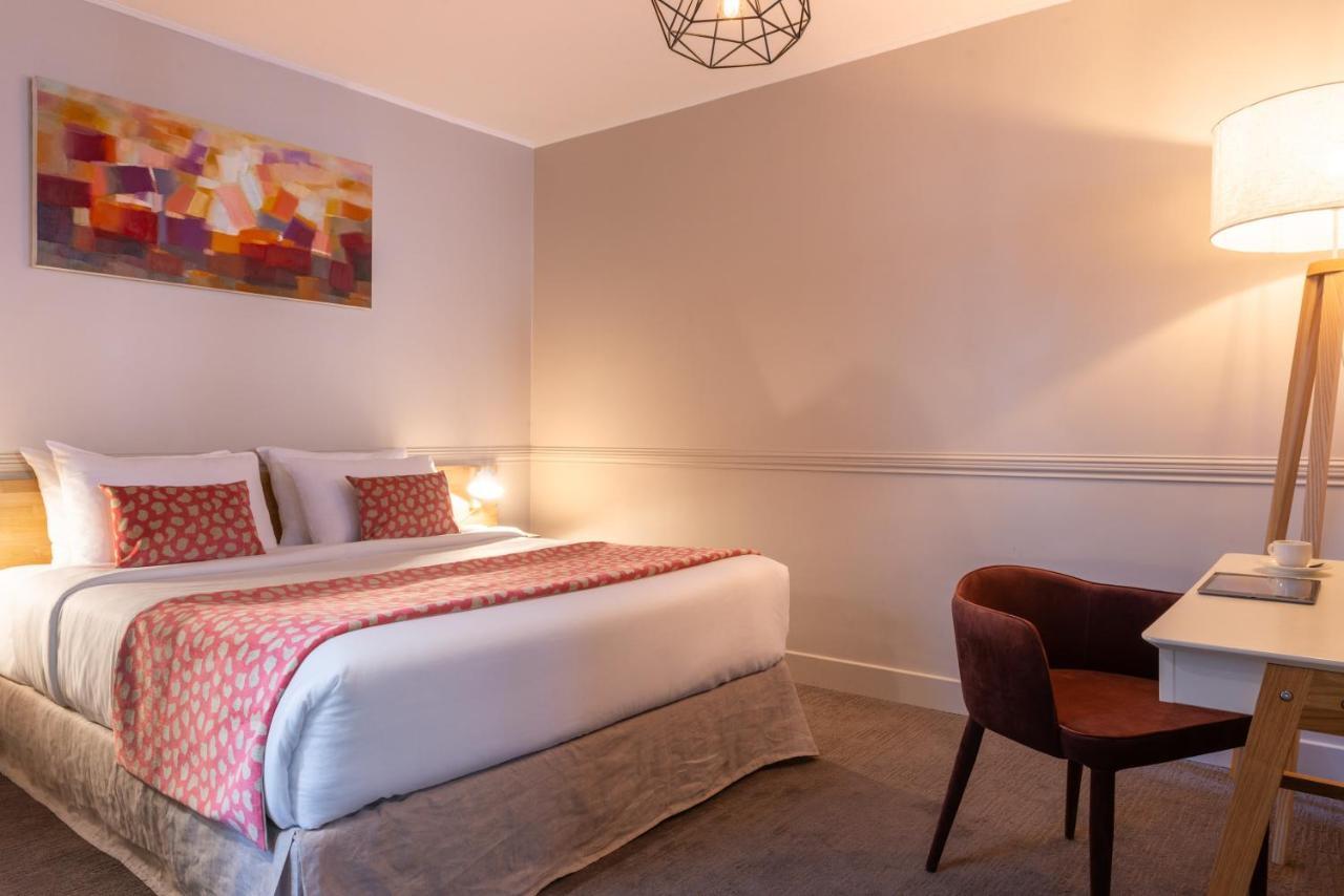 29 Lepic 3* Paris