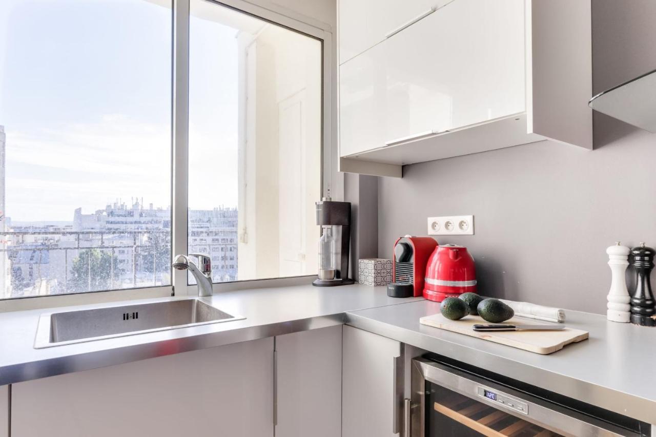 Guestready - Terrasse Vue Tour Eiffel Apartment Paris