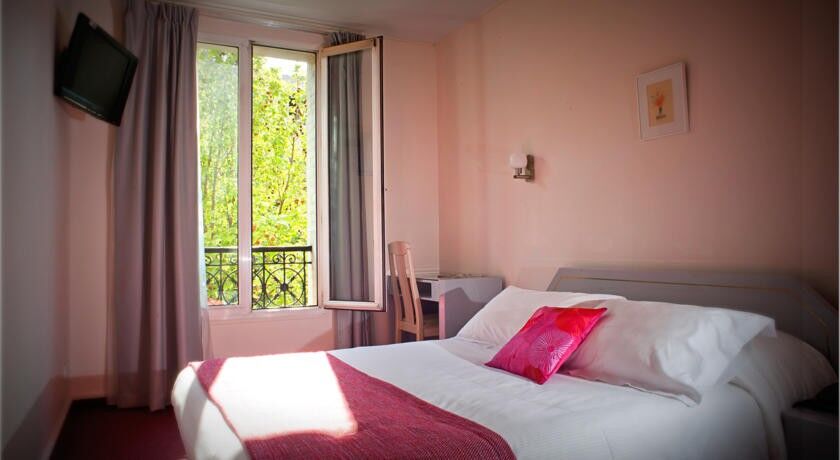 Crimée Hotel Paris