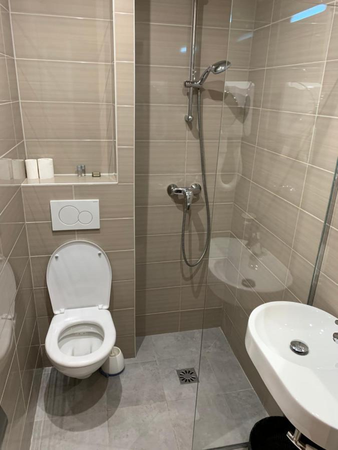 Hotel Menil Bon Temps 3*