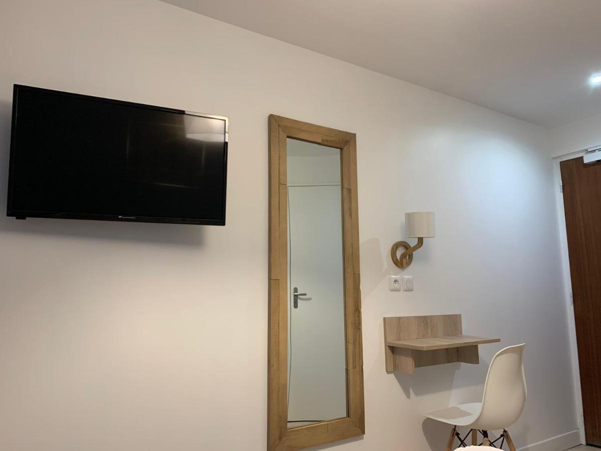 Menil Bon Temps Hotel
