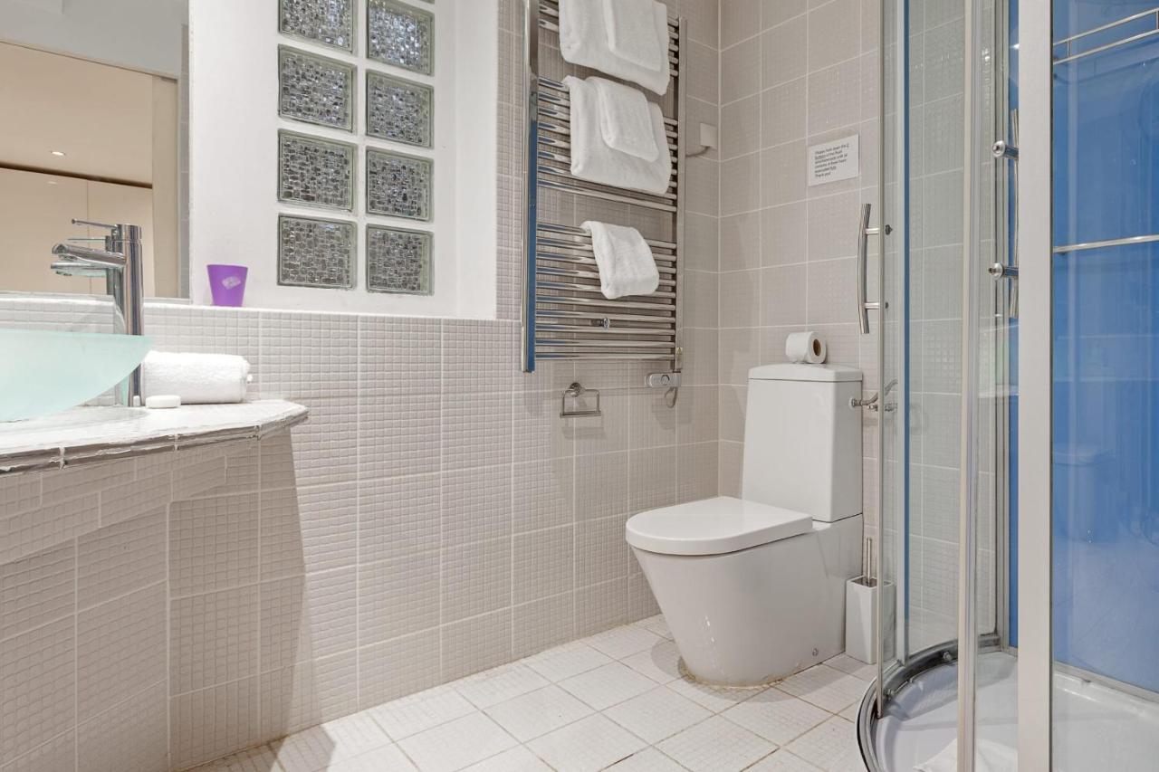 Appartement Bright 2 Bedroom In Paris