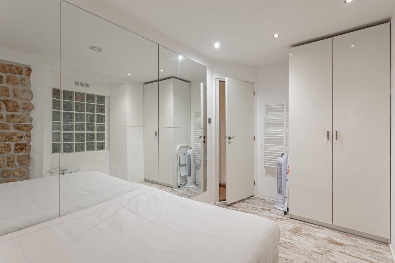 Bright 2 Bedroom In * Paris