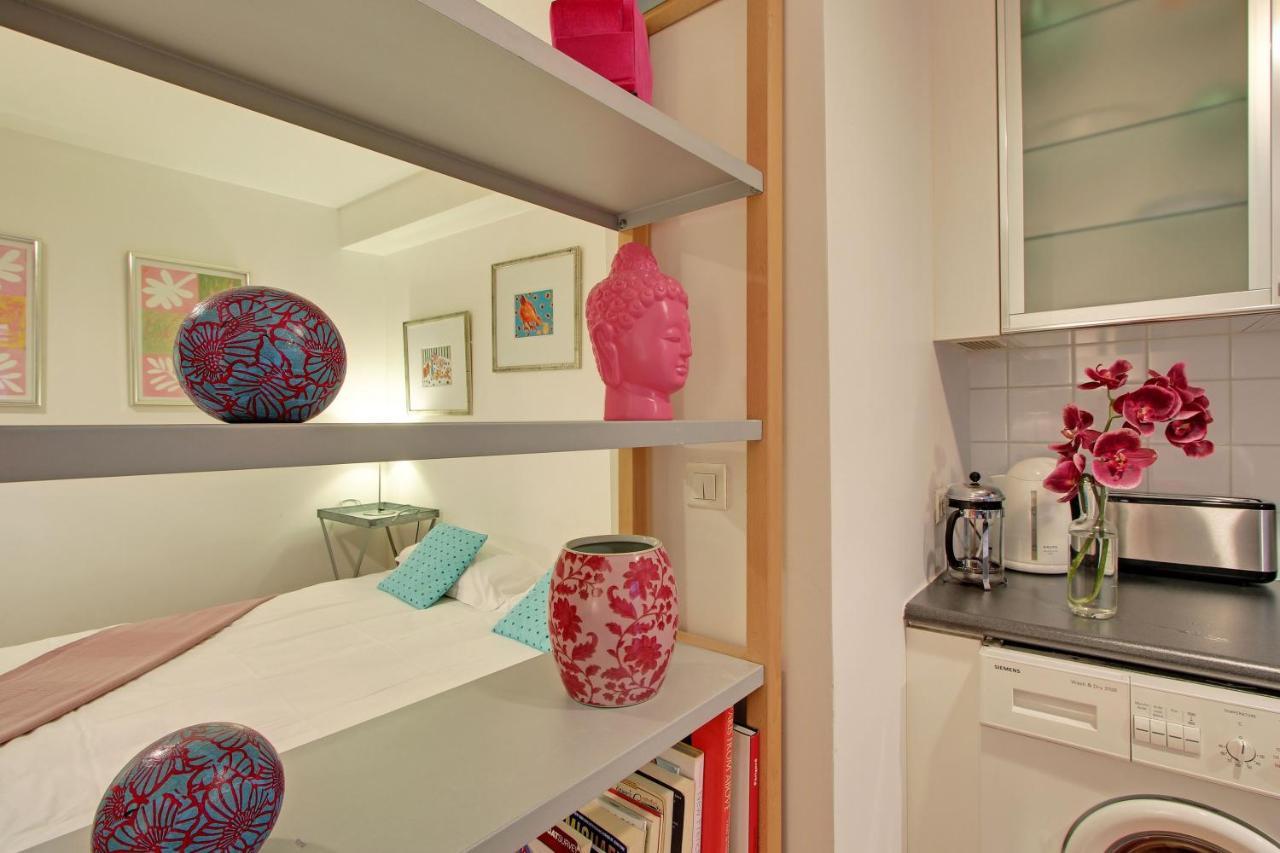 S09278 - With Patio For 3 People, Grand Boulevards Apartment