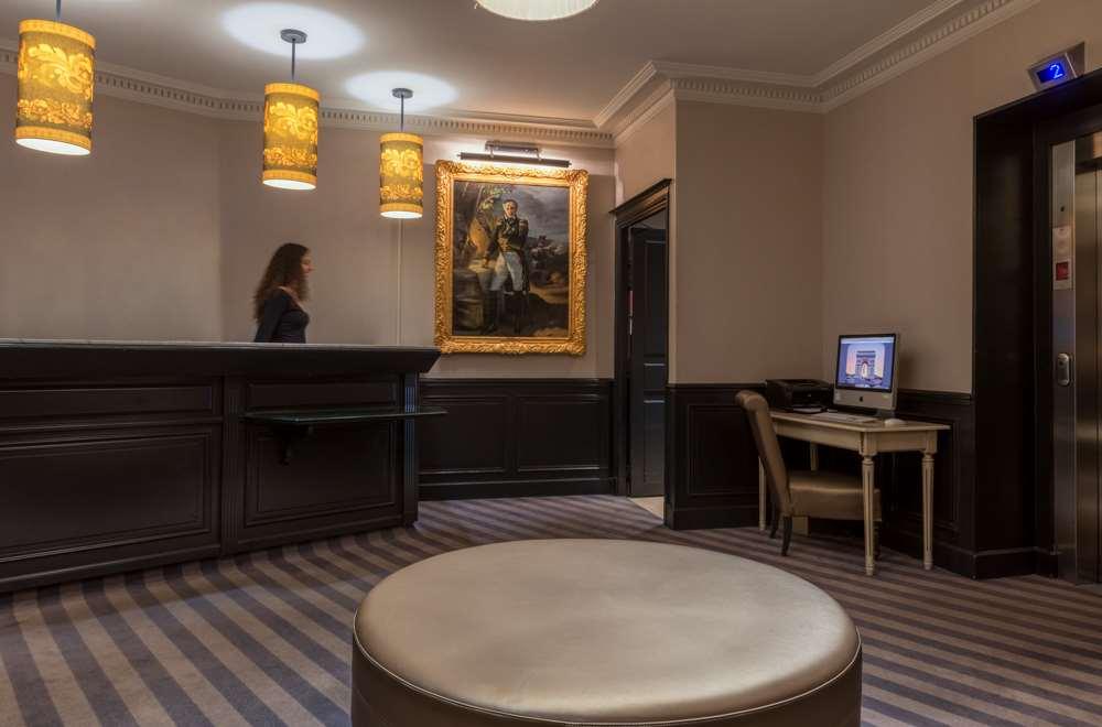 Hotel Saint Cyr Etoile 3*