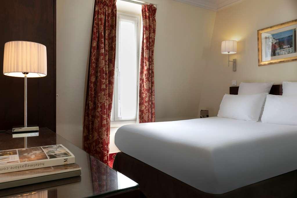 Saint Cyr Etoile Hotel