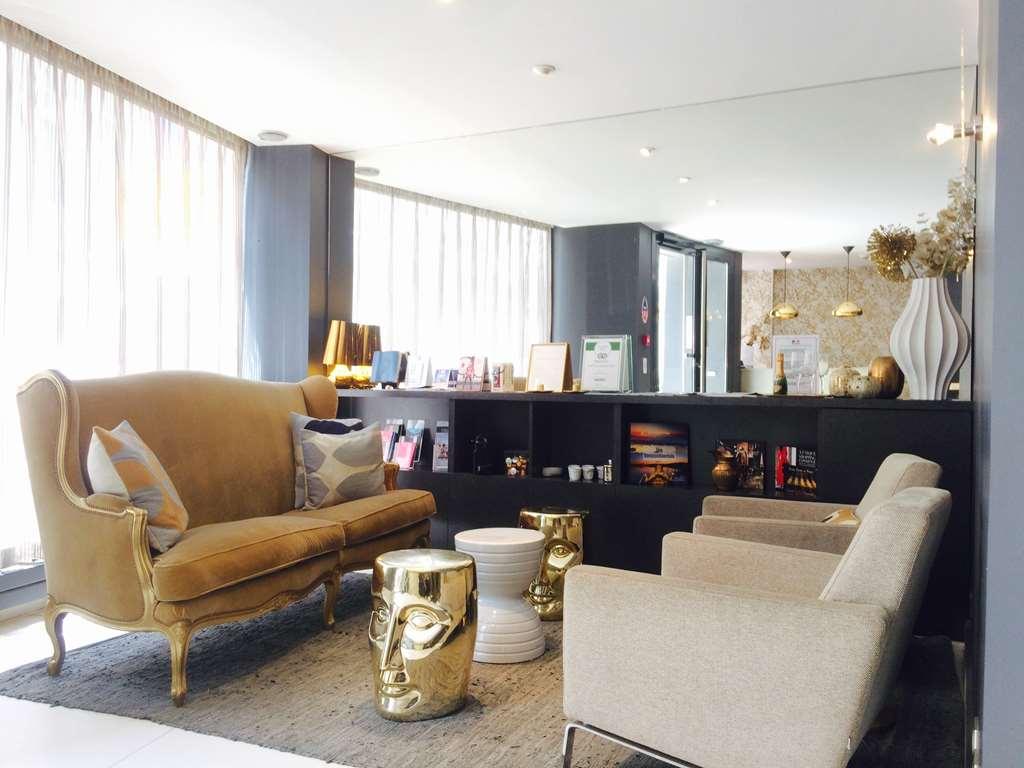 Hotel Des Ambassadeurs Paris