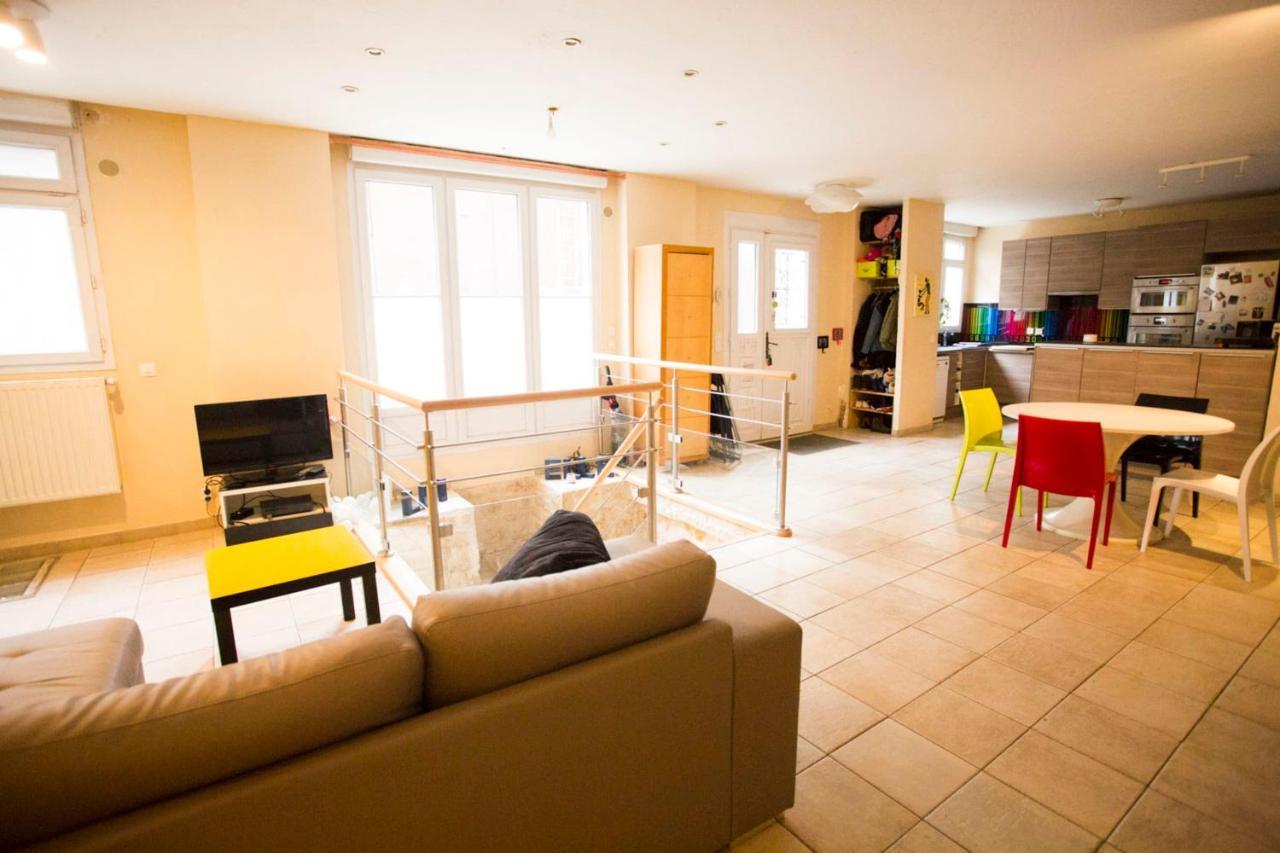 Large Souplex In The 10Th District Of Paris *