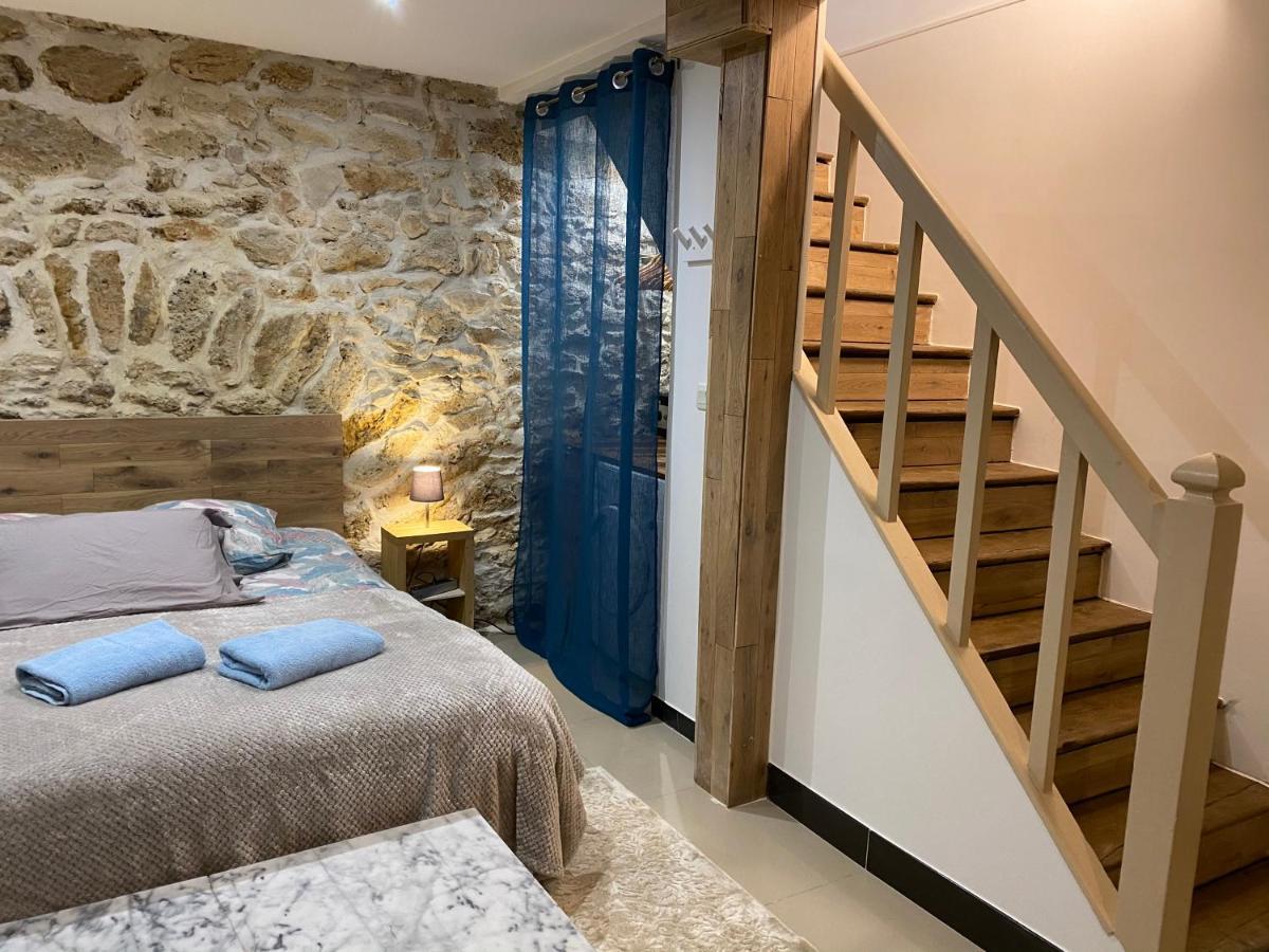 Large And Unique Souplex 60sqm, Well Located Paris