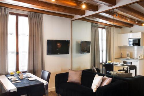 Du Lion D'or Louvre Aparthotel Paris