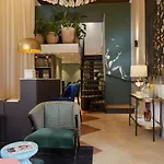 3H Paris Marais Hotel