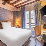 Hotel Baudelaire Opera