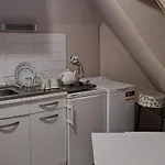 Studio 18M2