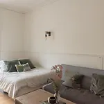 Bright Studio Near The Center Of Paris