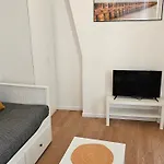 Fantastic Renovated Studio In Paris
