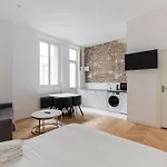 Jouffroy D\'Abbans/Batignolles Charming Studio 4P