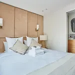 Residence Centre De Paris By Studioprestige