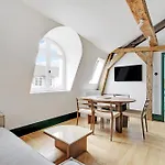 Paris Home Collection Serviced Apartments In Notre Dame - Rue Savoie