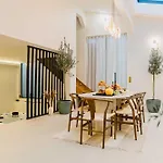 Spacious Loft With Spa - 4Br-8P - Montmartre