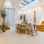 Spacious Loft With Spa - 4Br-8P - Montmartre