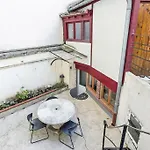 Studio With Little Garden-Terrace At Trocadero