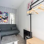 Cozy Studio In The Heart Of Paris