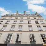 Charming Studio Center Of Paris
