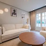 Elegant Apartment - 2Br-6P - Notre Dame Cathedral