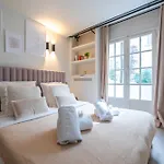 Elegant Apartment - 2Br-6P - Notre Dame Cathedral