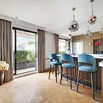 Luxurious Apart With Balcony-3Br-6P-Champs-Elysees