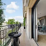 Luxurious Apart With Balcony-3Br-6P-Champs-Elysees