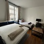 Charming Flat At The Heart Of Paris