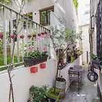 Comme Une Maison A Paris