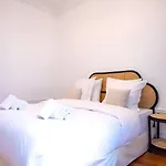 Tbs 318 - Superb Apartment With Eiffel Tower View