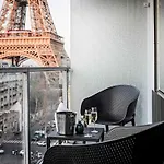 Pullman Paris Tour Eiffel
