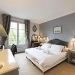 Veeve - Sophistication On Mozart Avenue