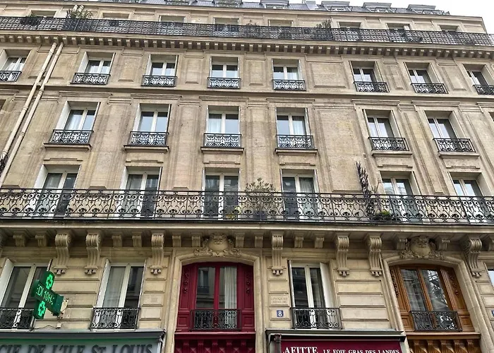 RESIDENCES HARCOURT - Ile Saint Louis - PARIS
