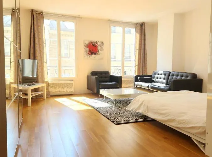 9 Rue François Miron