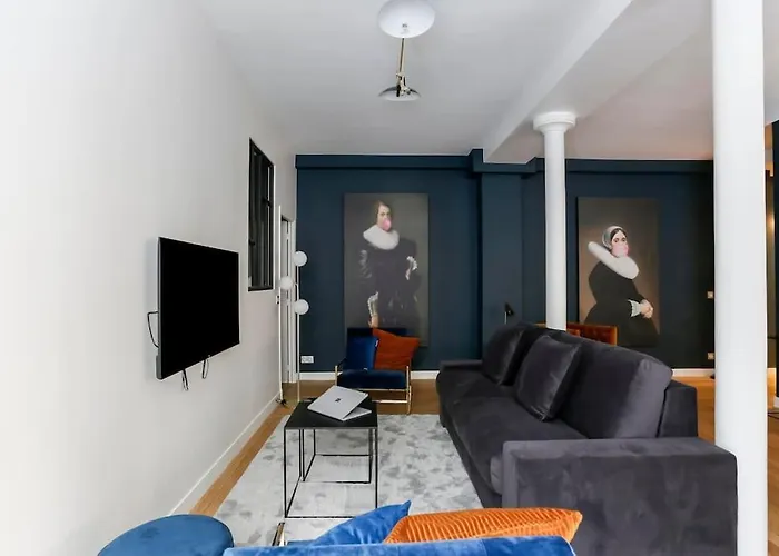 Stylish 2 Bedrooms Palais Royal