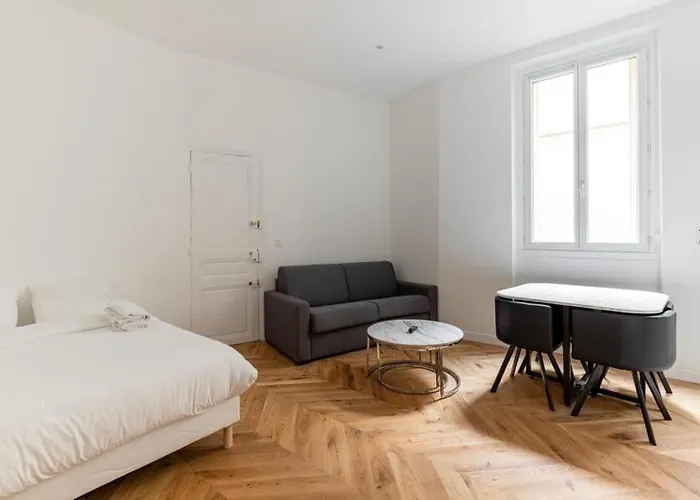 Jouffroy D\'Abbans/Batignolles Charming Studio 4P