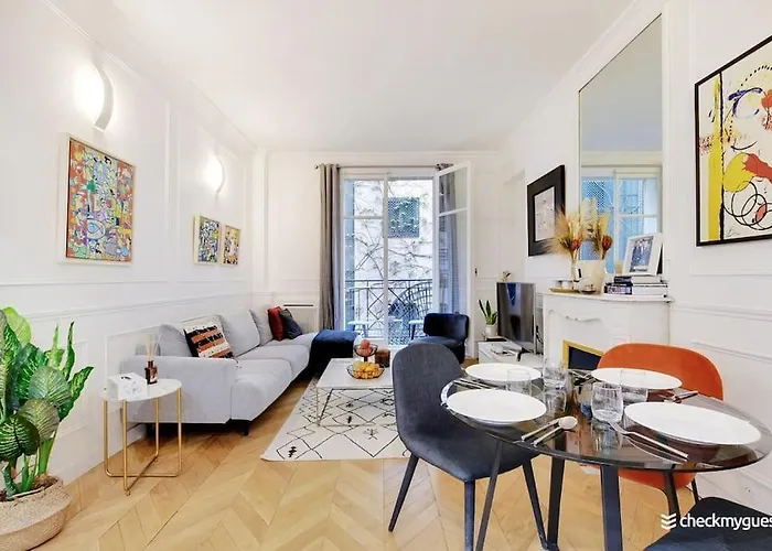 Luxury Apartment 4Pers George V - Four Seasons Area